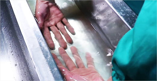 30S清洗消毒，是進入車間的必須程序